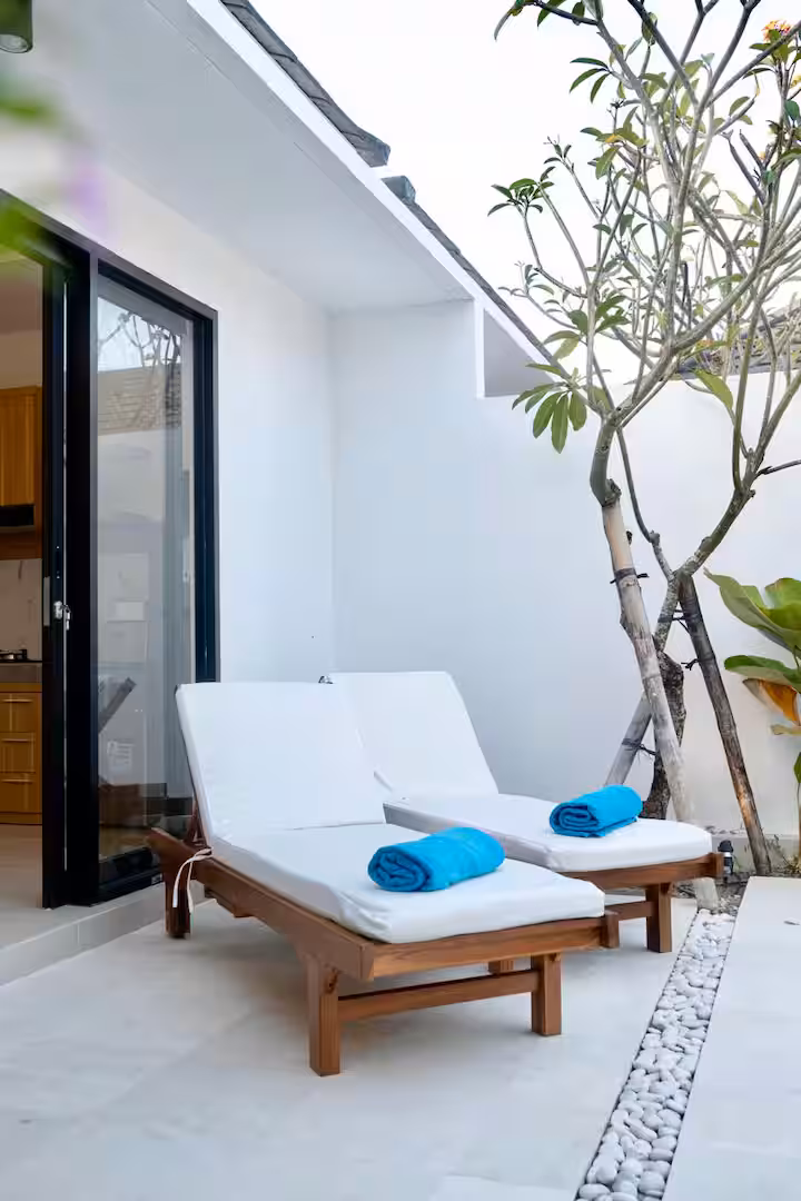 Villa Pribadi 2 Kamar Tidur Delarosa - Image 5